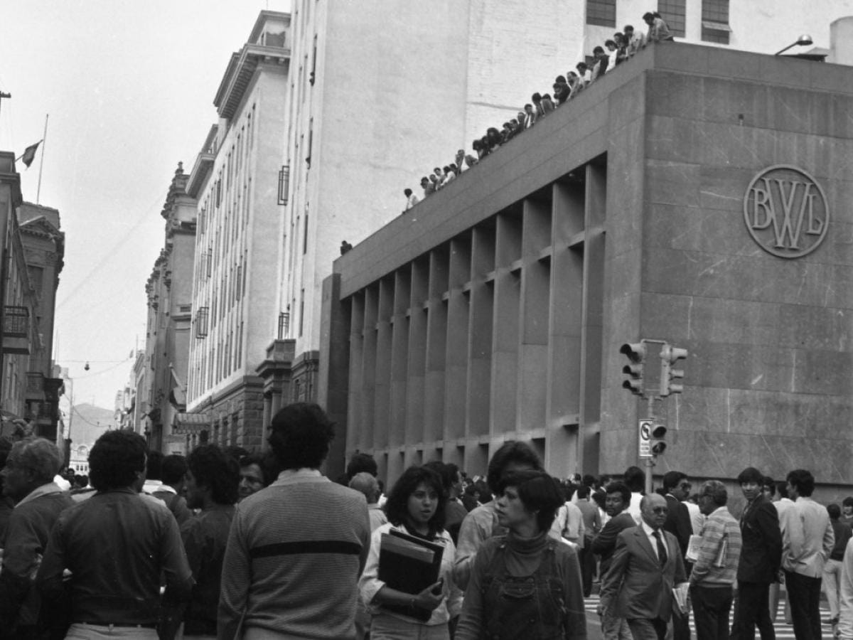 Estatización de la banca por Alan García Politikaperu